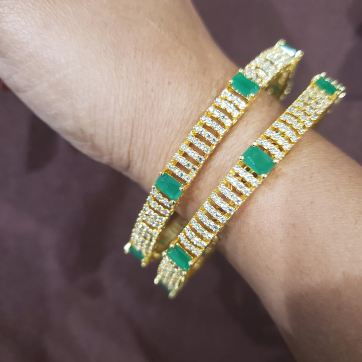 2 green Bangles Set