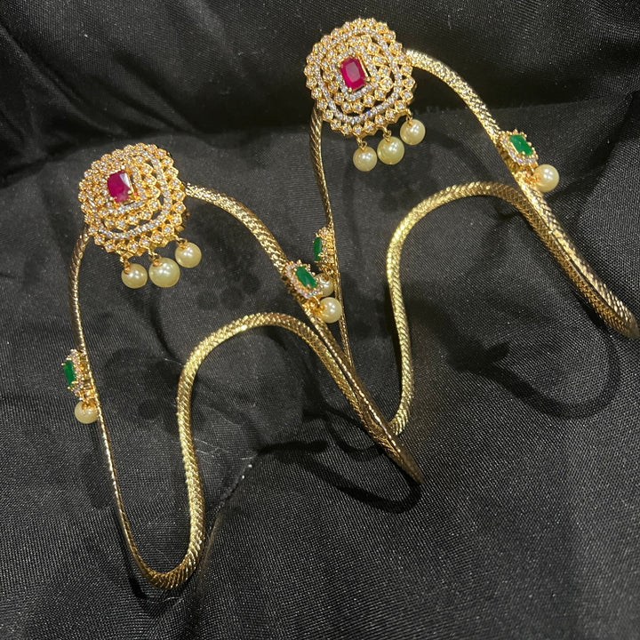 Adult Armlet Vanki