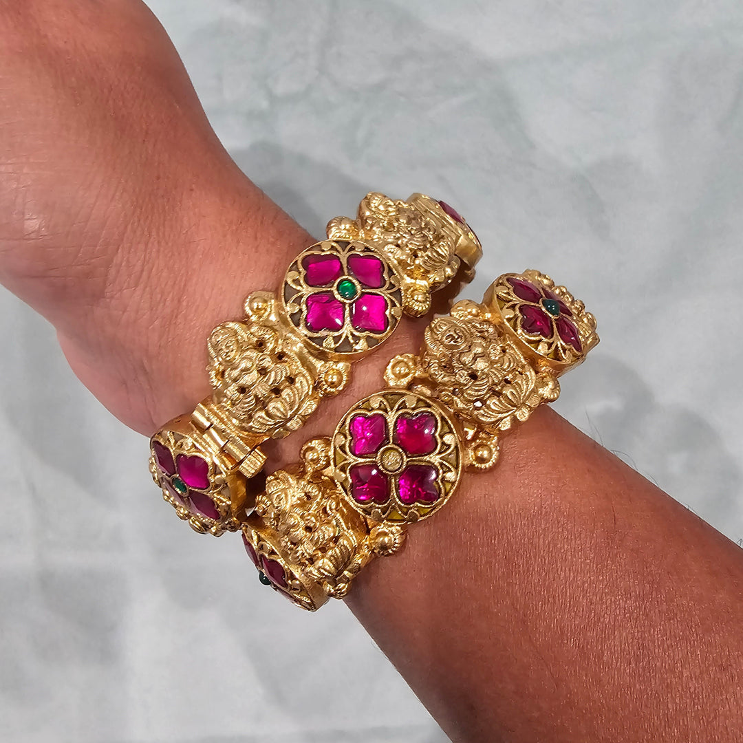 Pink Kundan Bangles Set