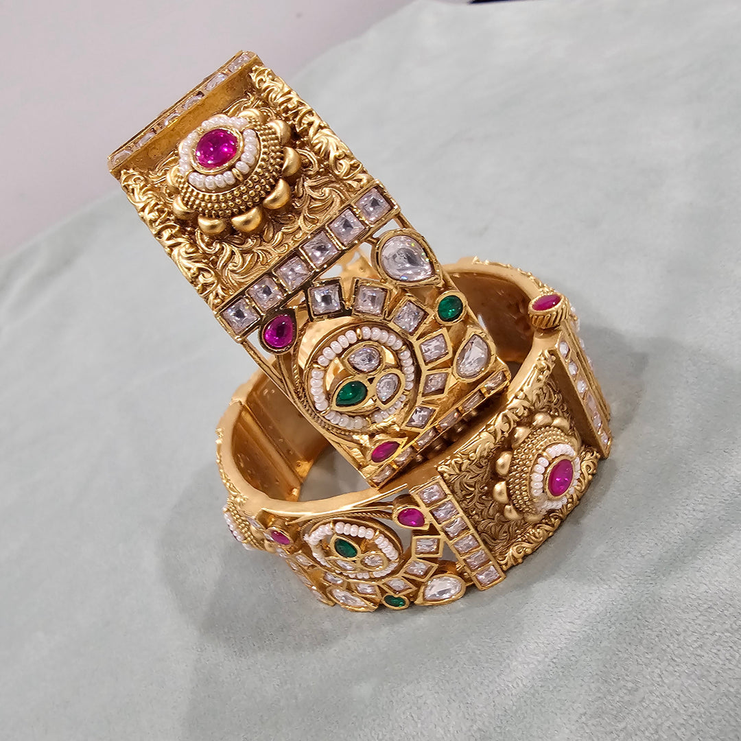 Open lock Bangles Set