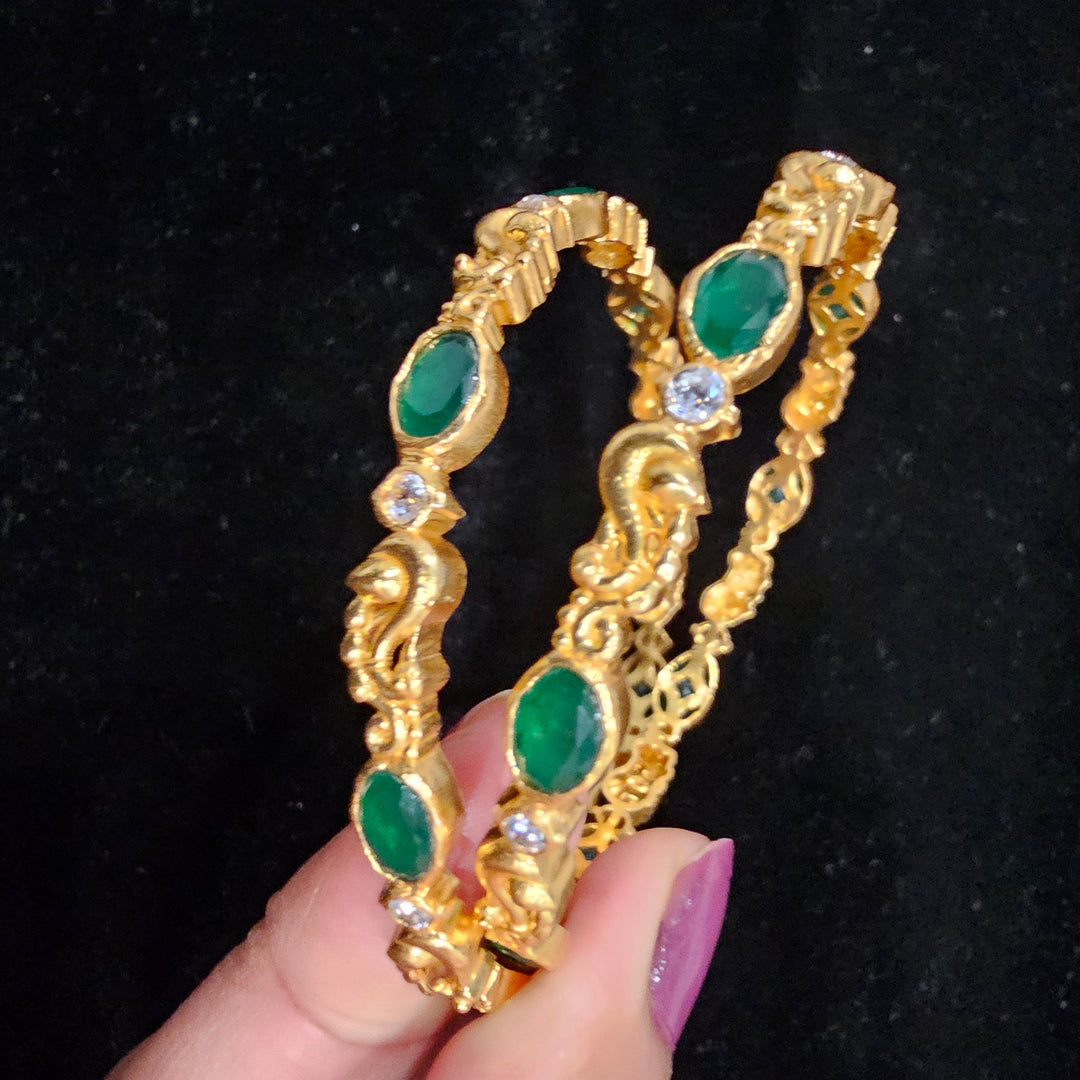 2.4 silver Bangle set