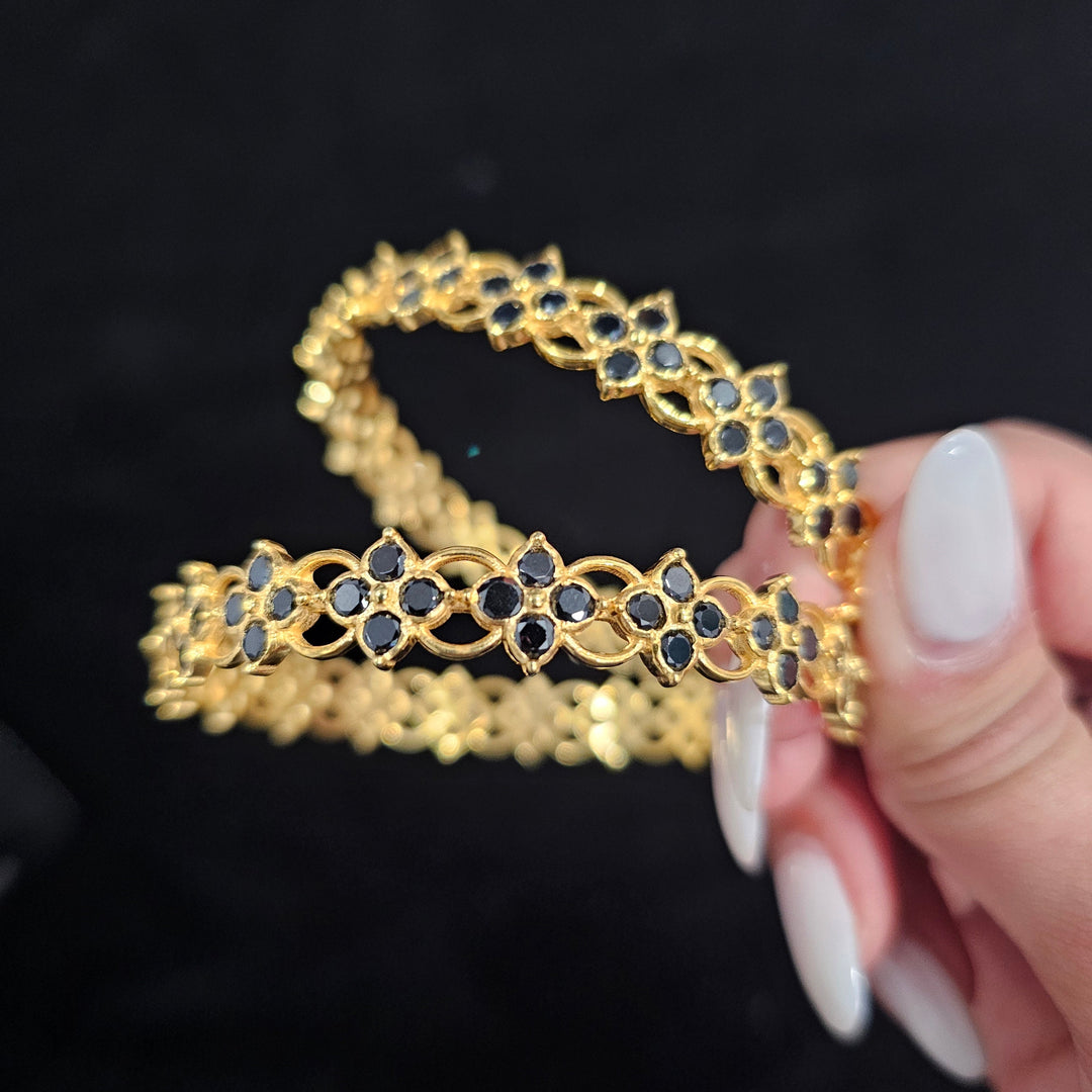 Black stones Bangle set