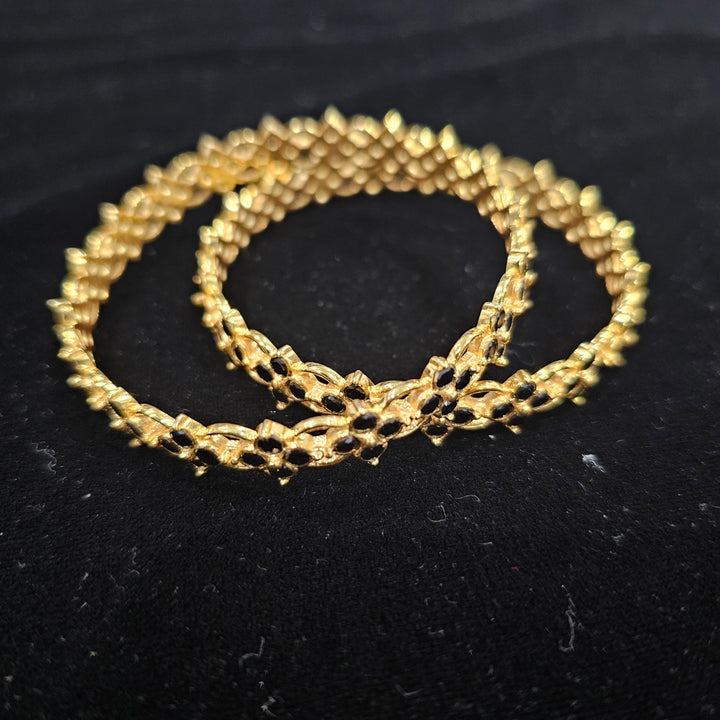 Black stones Bangle set
