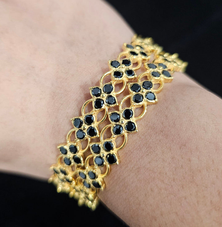 Black stones Bangle set