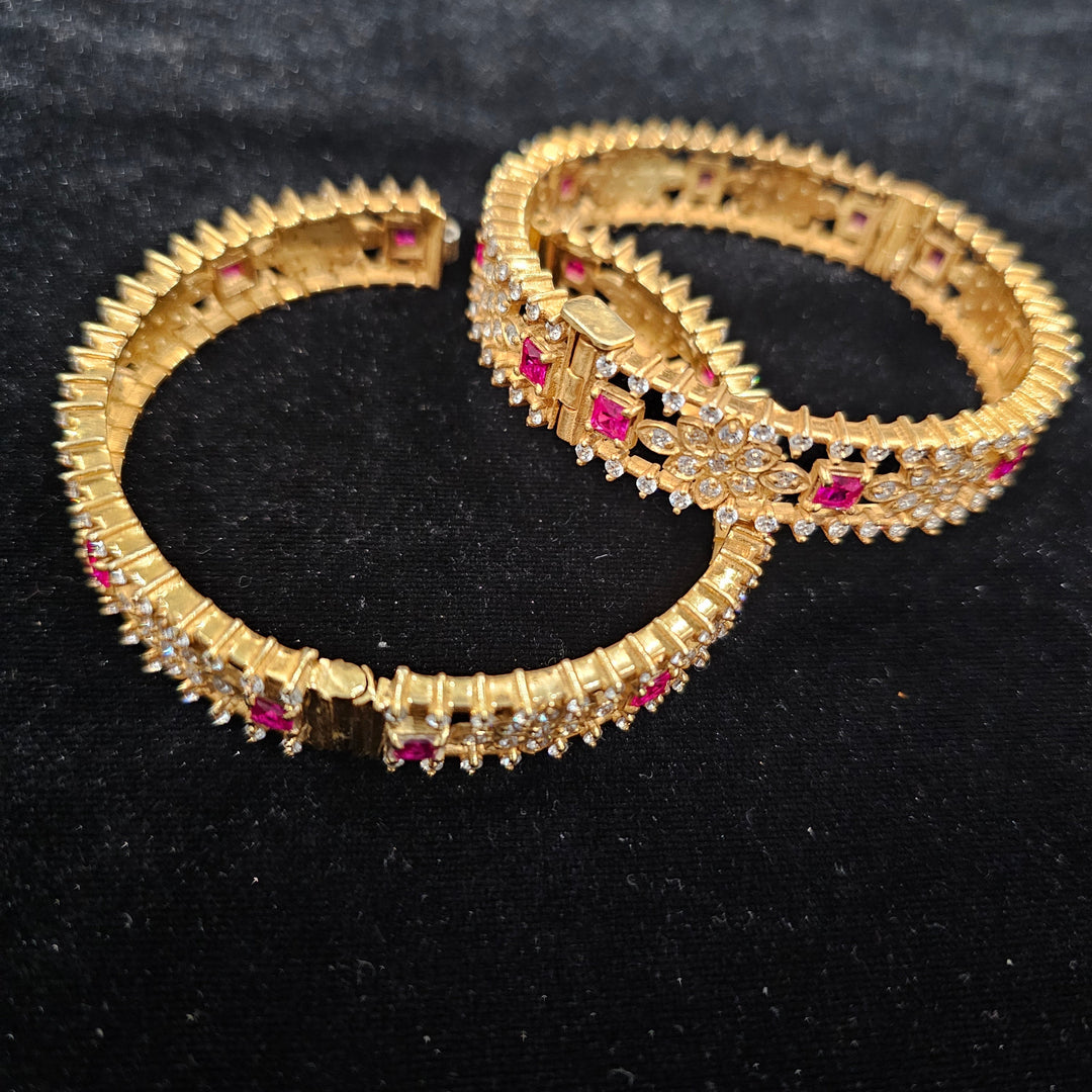 2.6 silver Bangle set