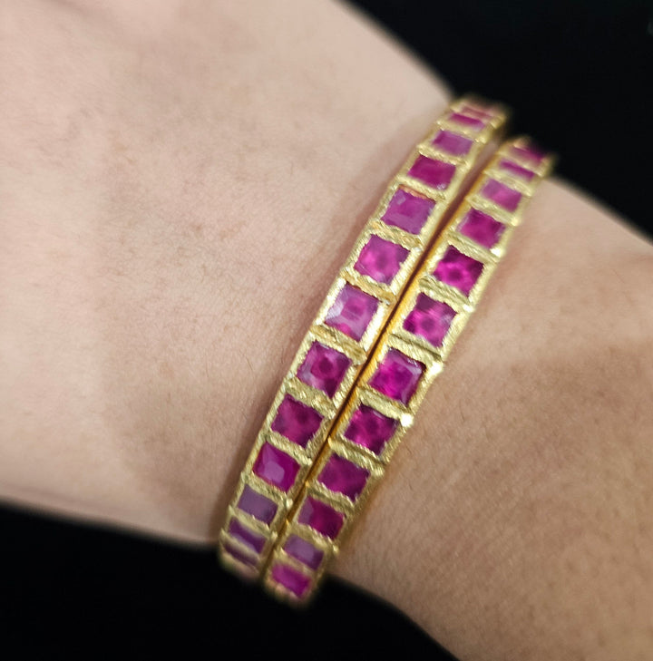 Pink Ruby Sq pattern