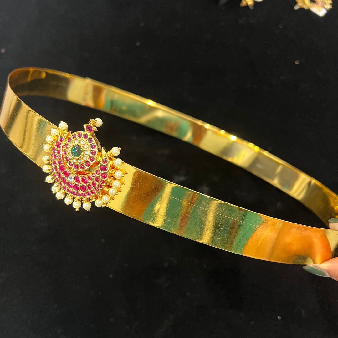 Adult size Vaddanam