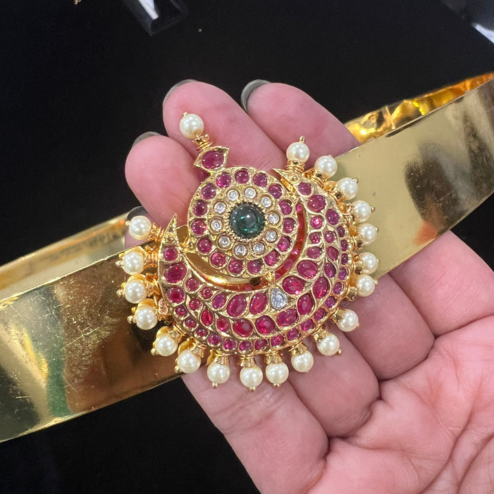 Adult size Vaddanam