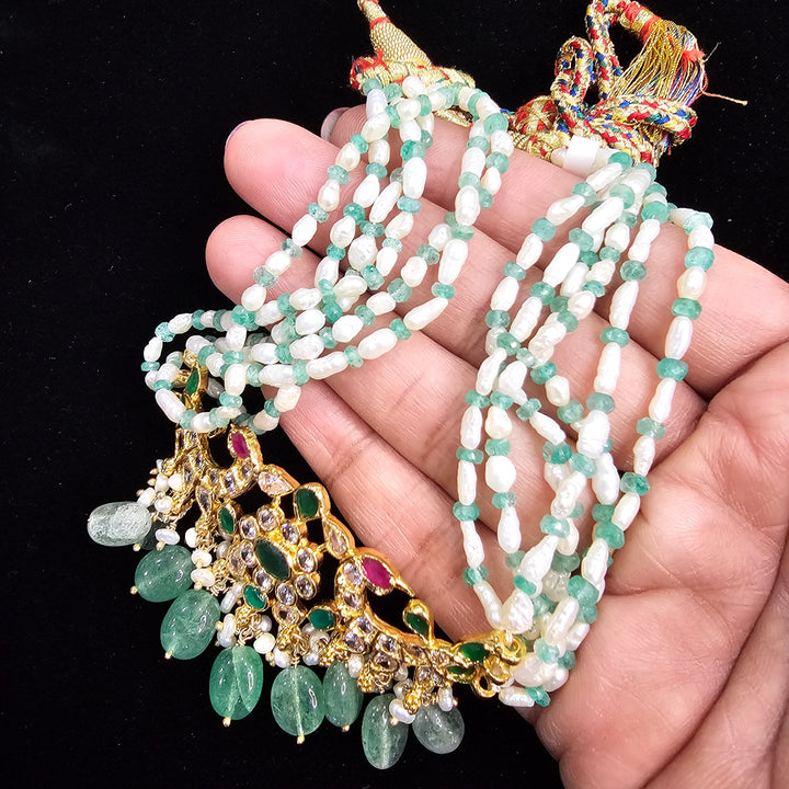 Silver pearl necklace
