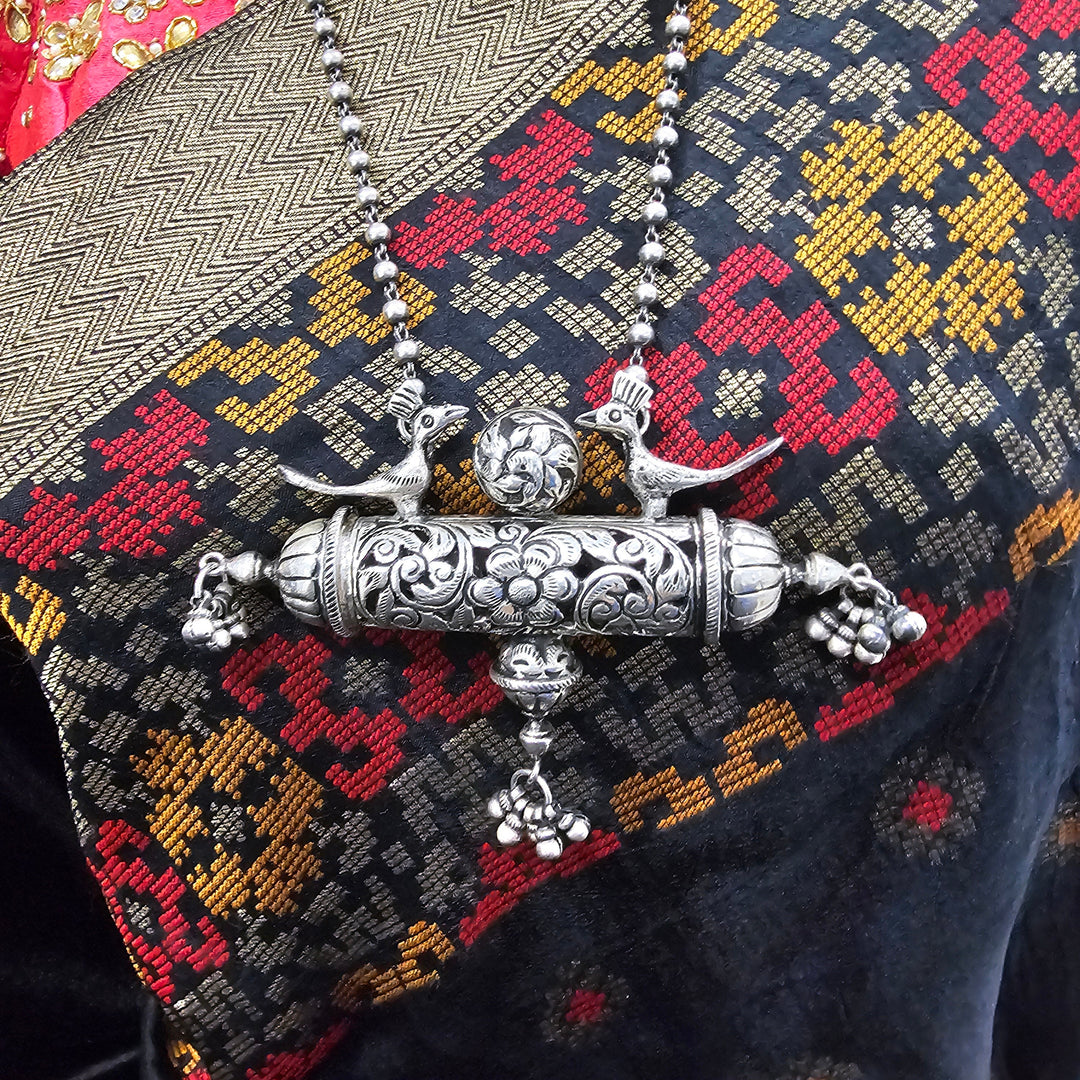 Chitayi work necklace