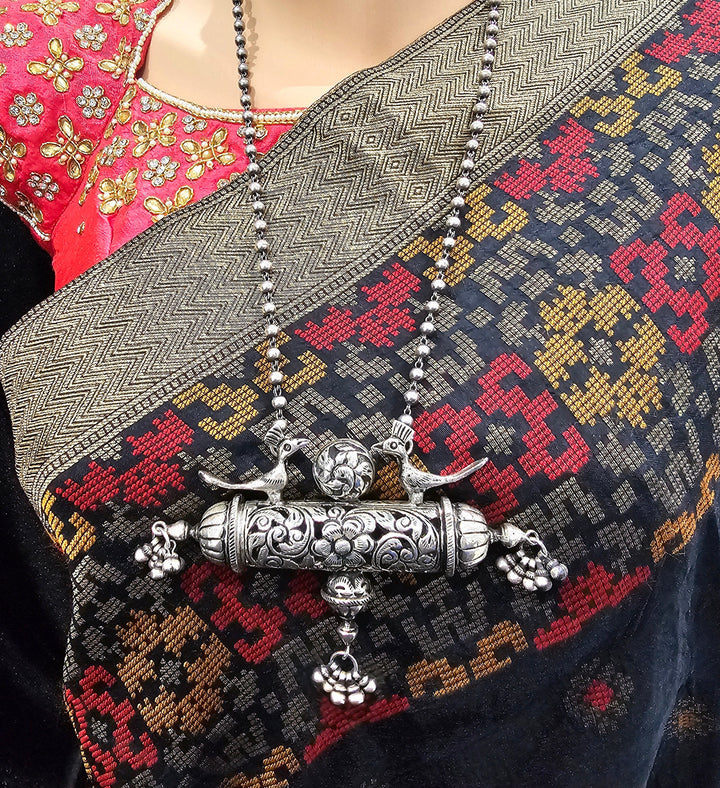 Chitayi work necklace