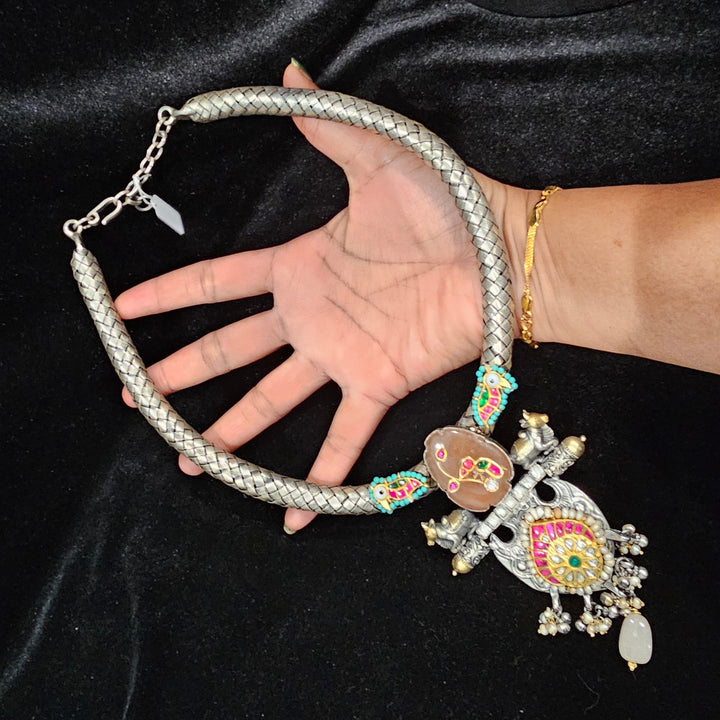 Fusion necklace