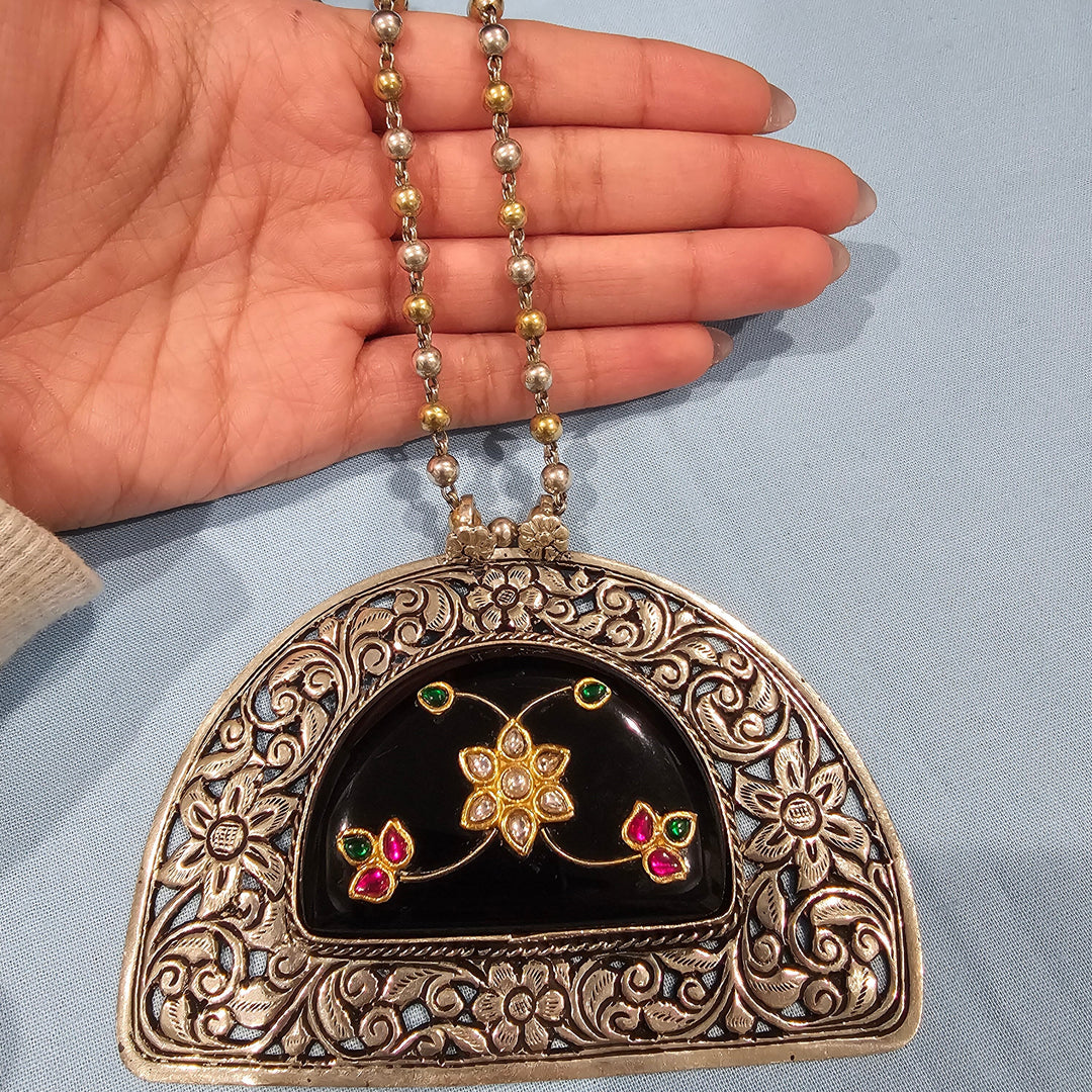Fusion chitai inlay necklace