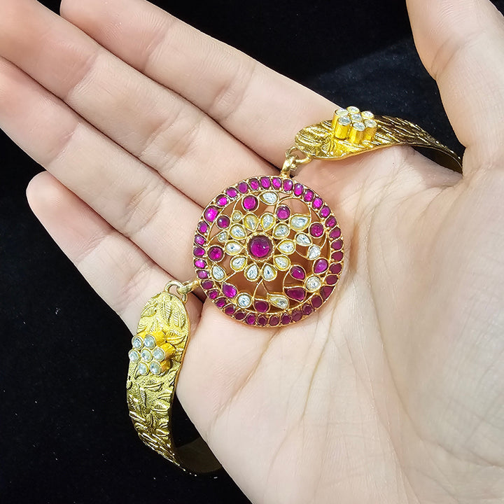 Jadau Kundan hasli
