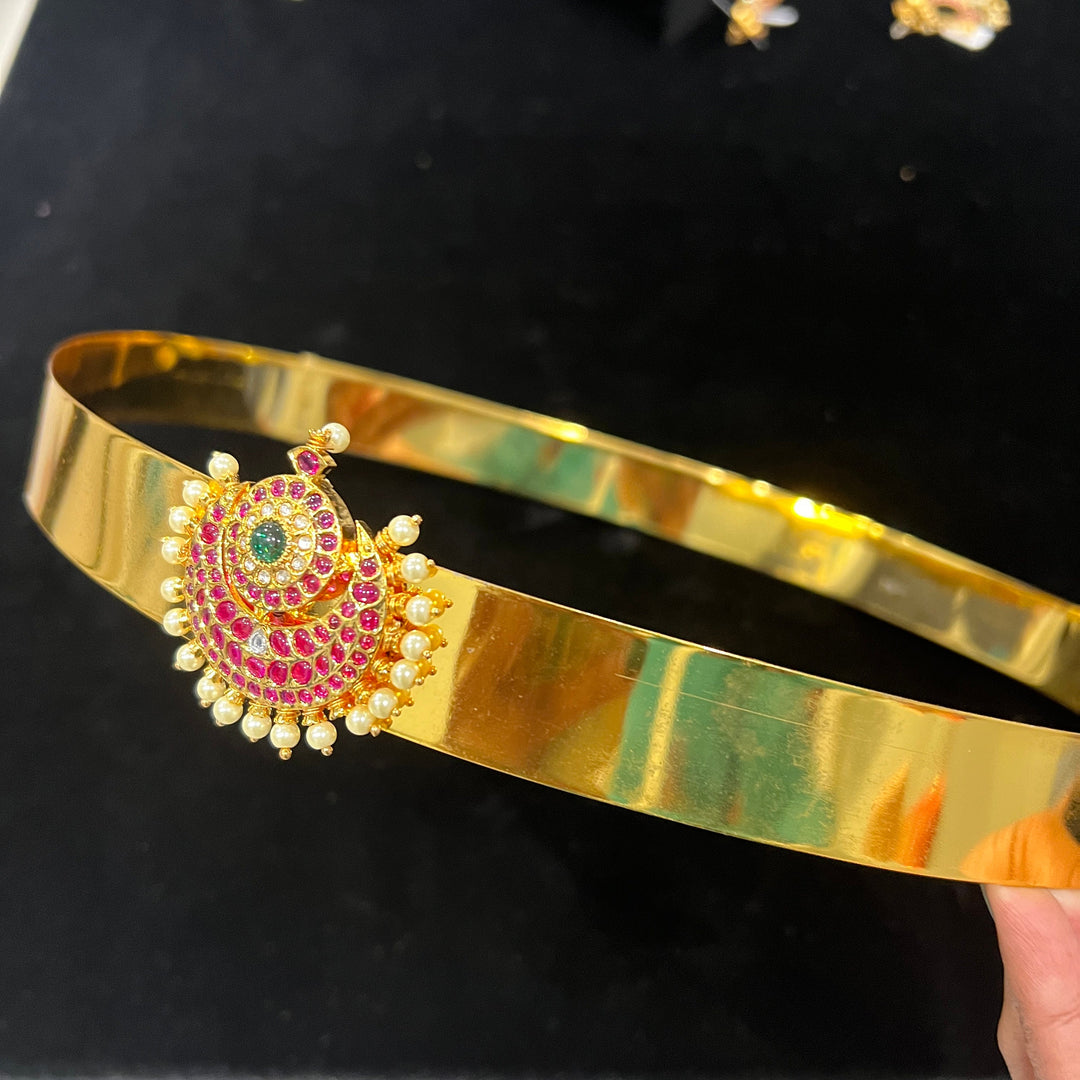 Adult size Vaddanam