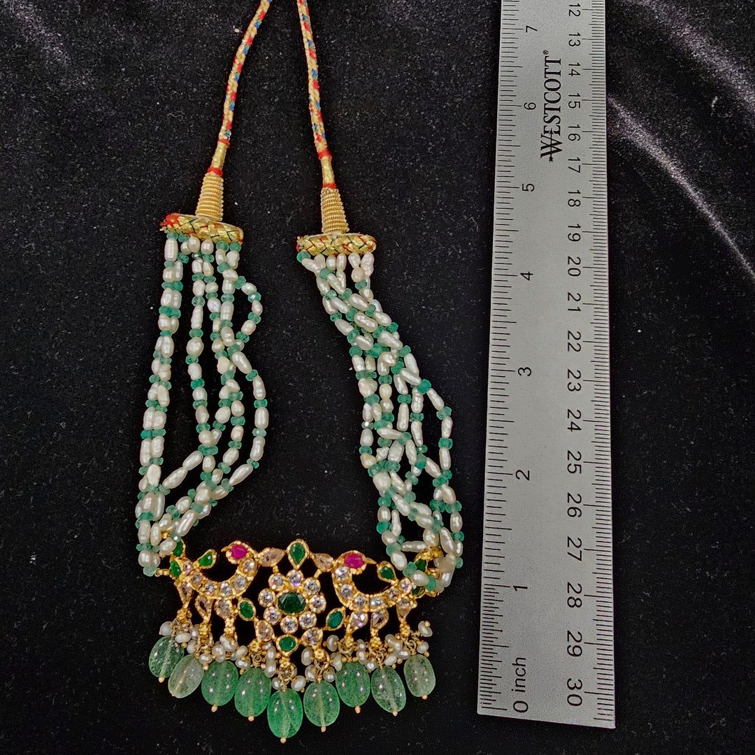 Silver pearl necklace