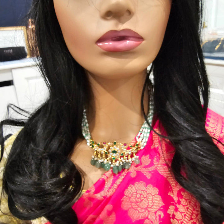 Silver pearl necklace