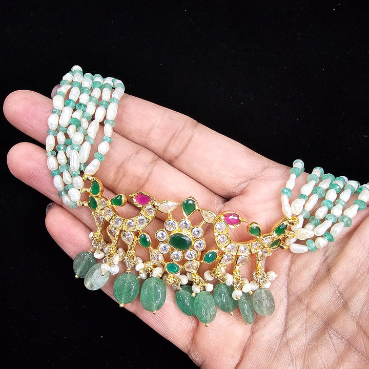 Silver pearl necklace