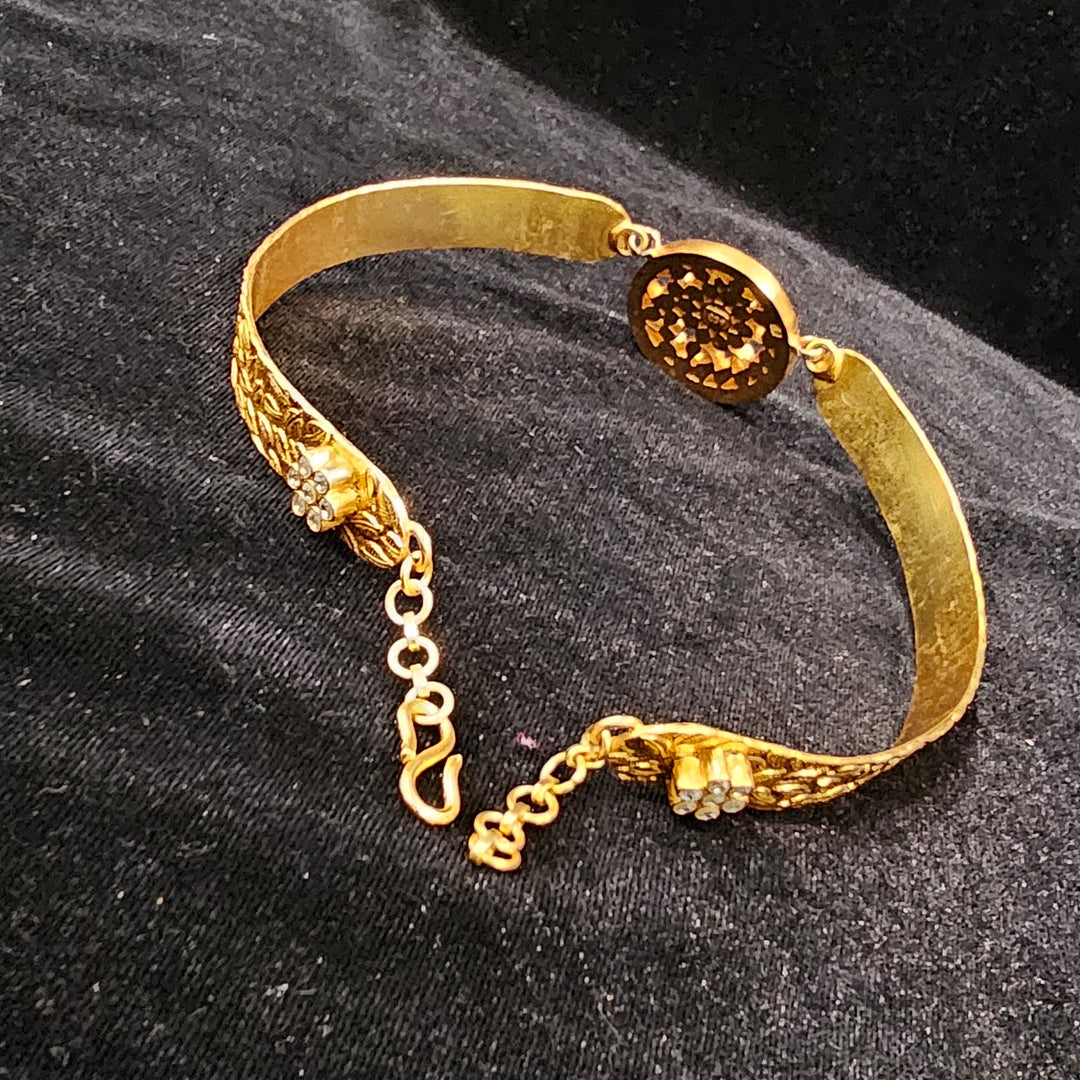 Jadau Kundan hasli