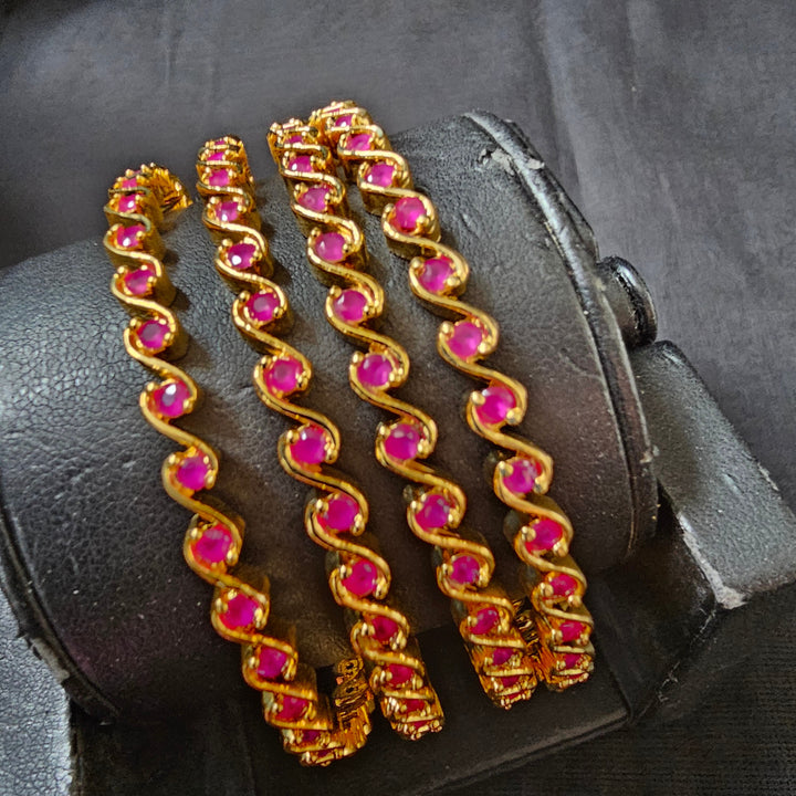 PINK 4 Bangles set