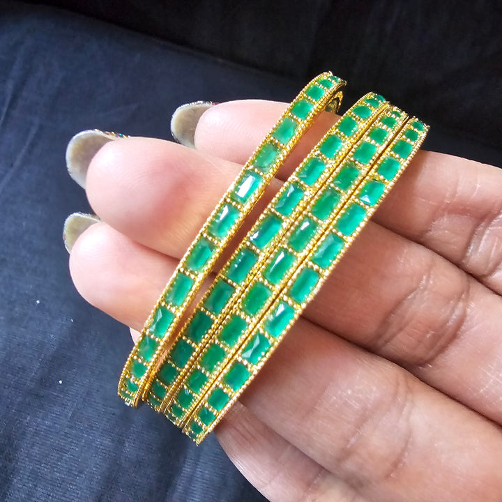 gREEN STONES Bangles Set