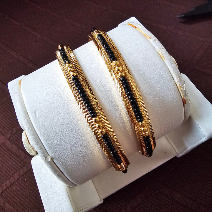 Black beads Bangles Set