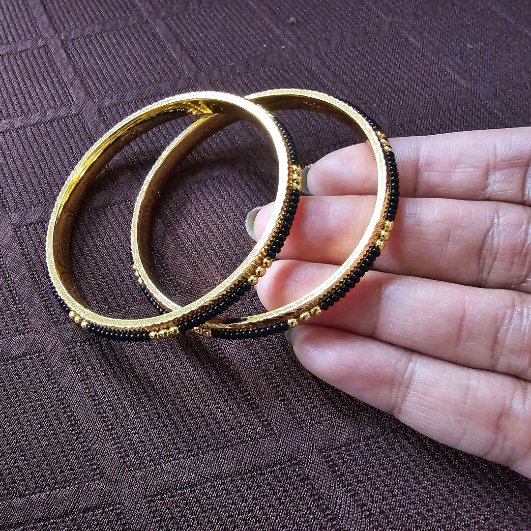 Black beads Bangles Set