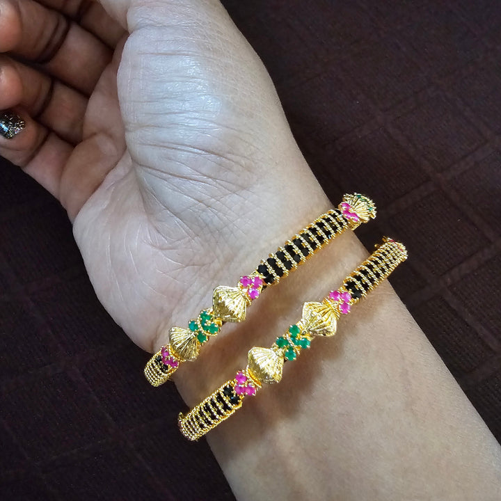 Black beads Bangles