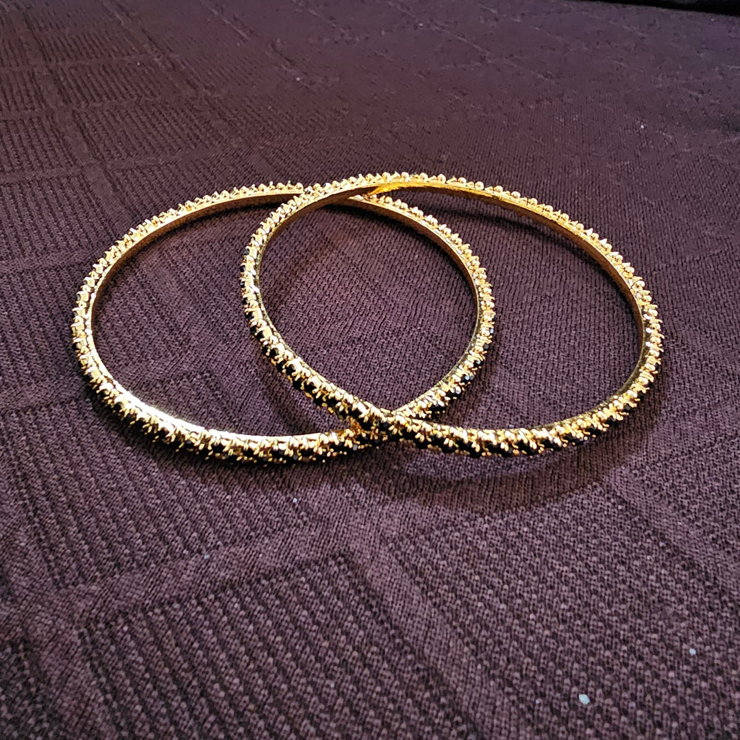 Black Stone Bangles Set