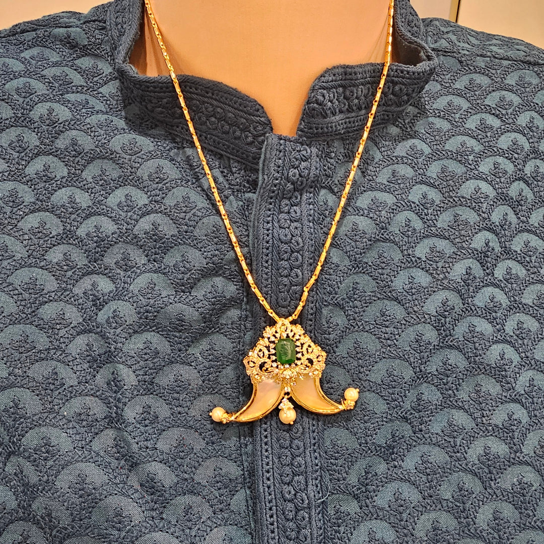 Puli goru pendant