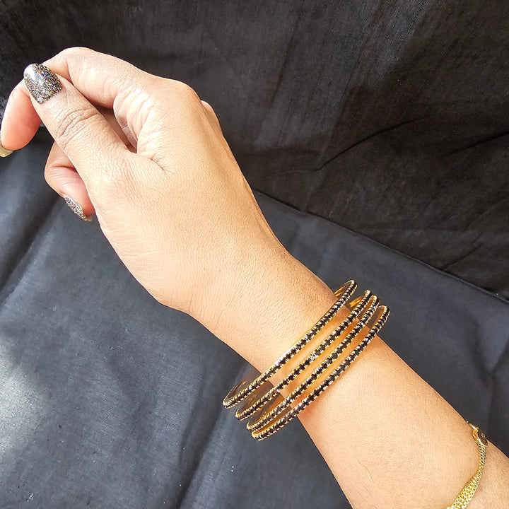 Black stone bangles