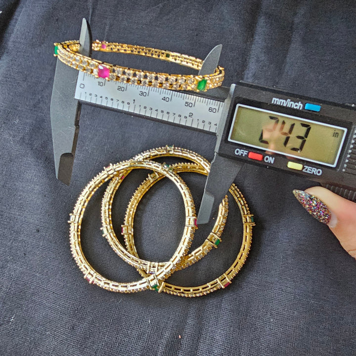 4 Bangle set