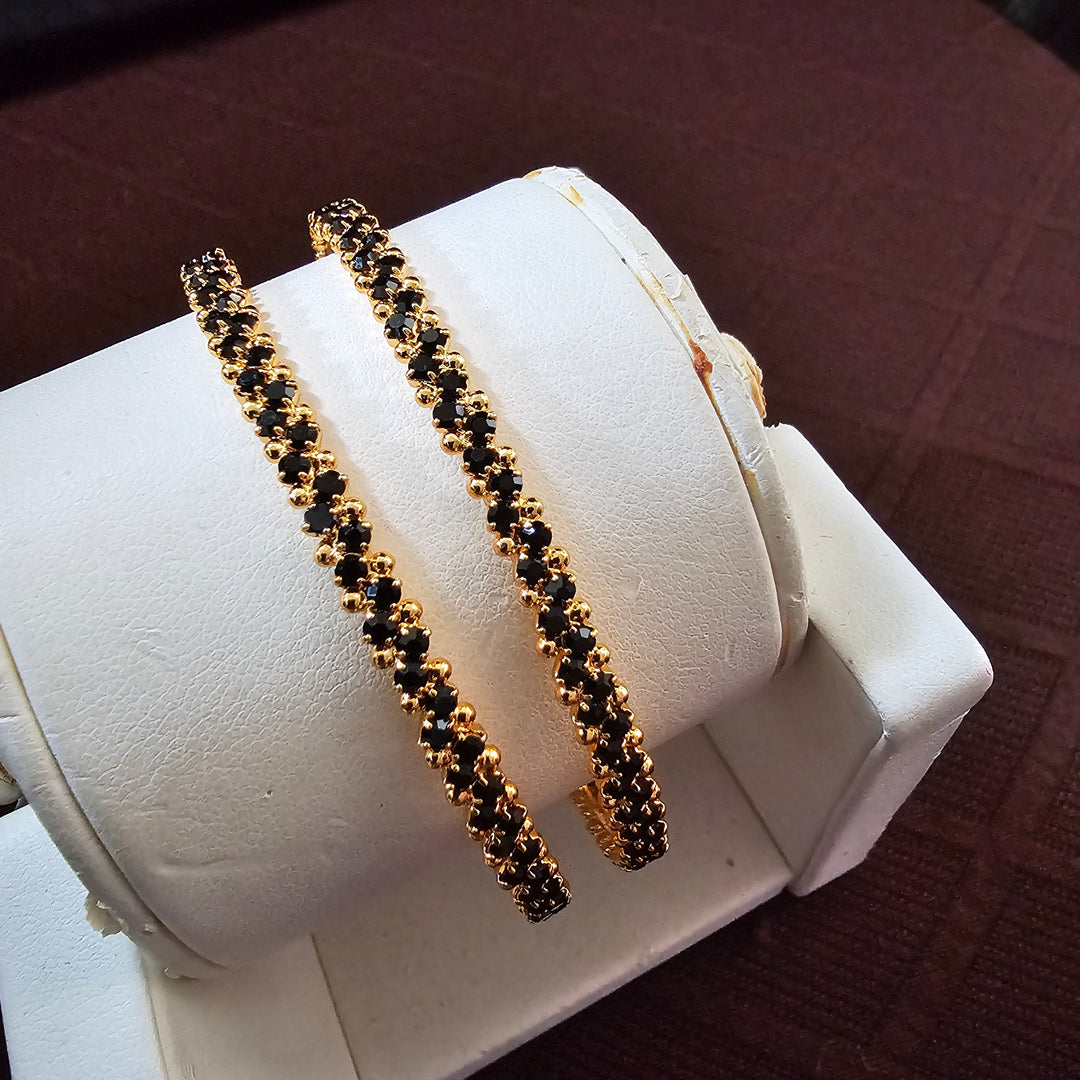 Black Stone Bangles Set
