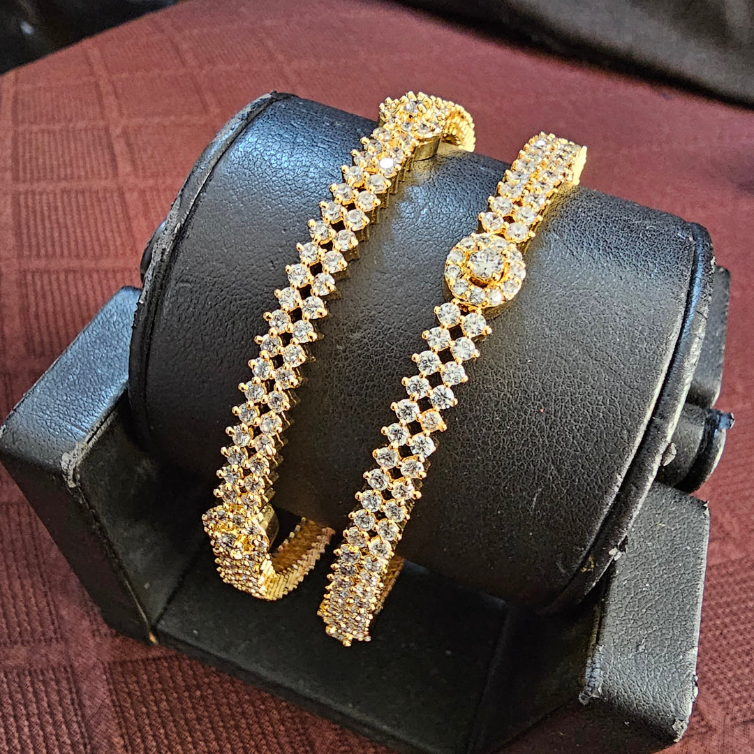 Full white Bangle