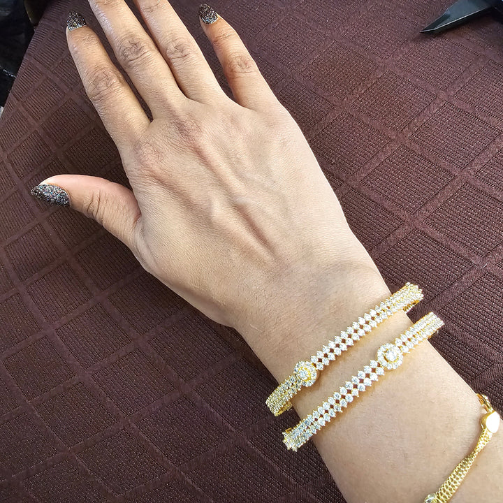 Full white Bangle