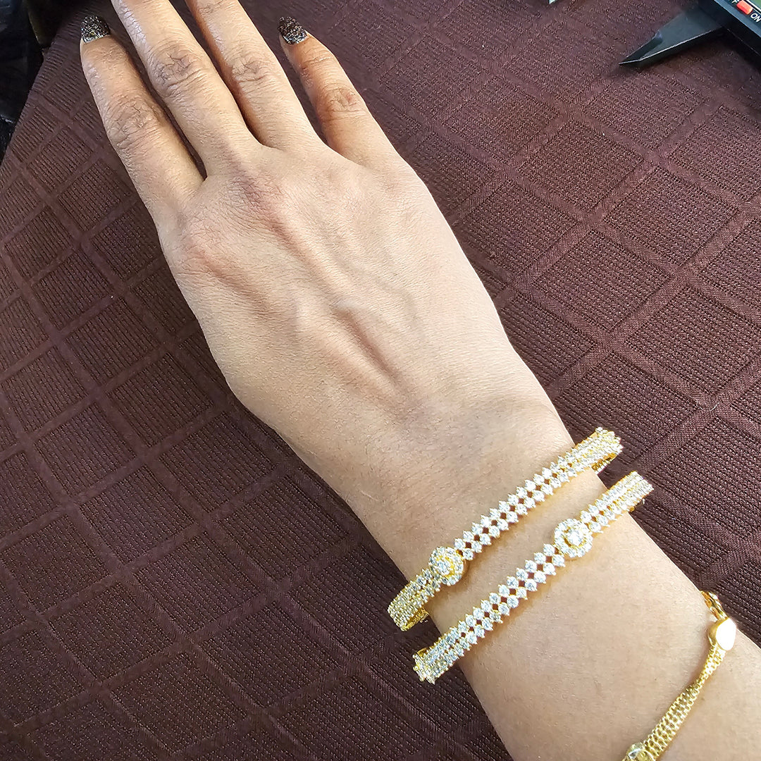 Full white Bangle