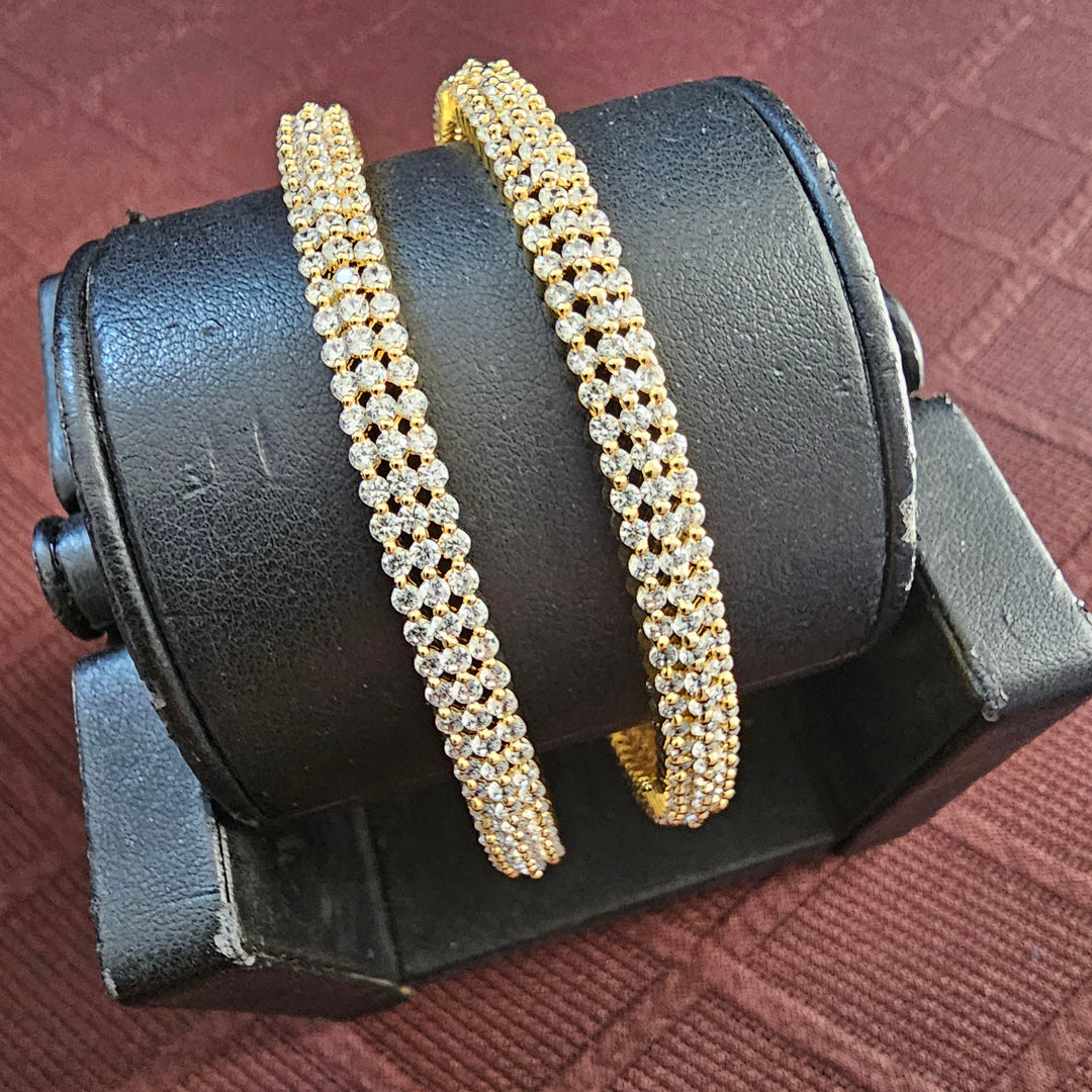 Full white Bangles Set