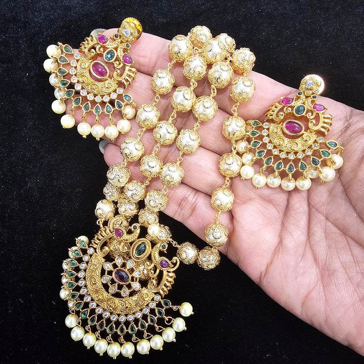 Traditional Pendant set