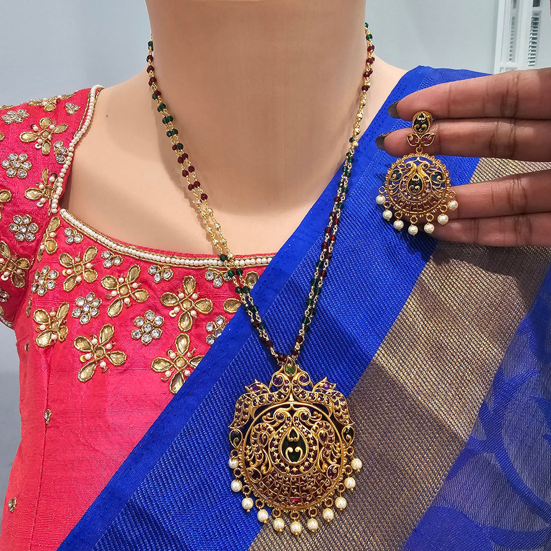 Antique Pendent set