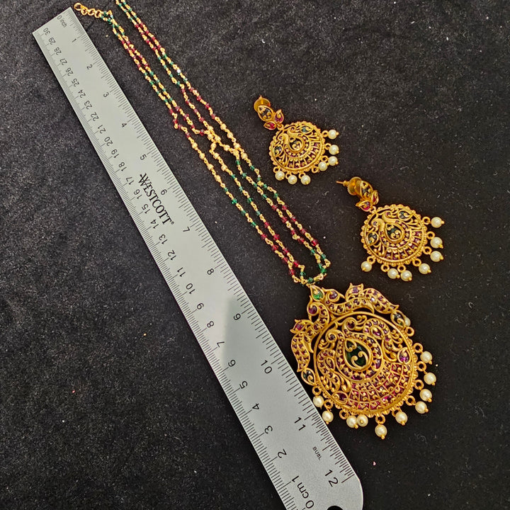 Antique Pendent set