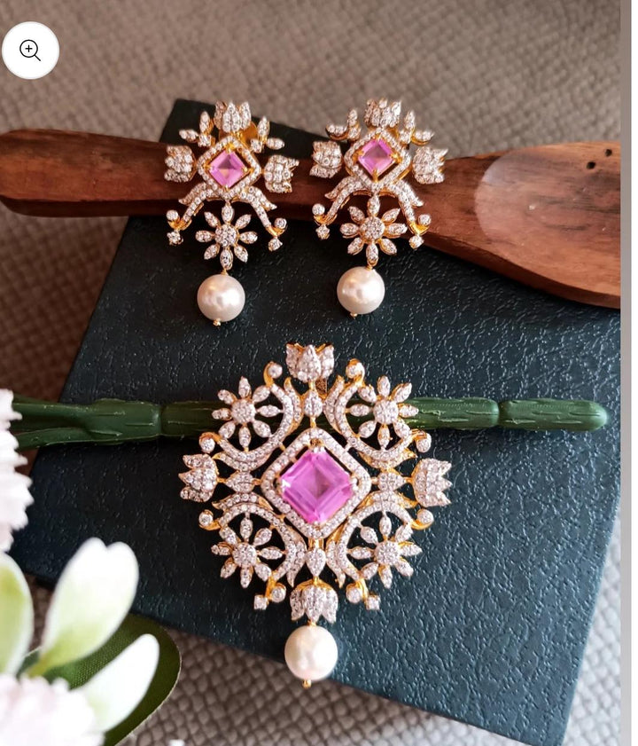 Diamond replica Pendant set