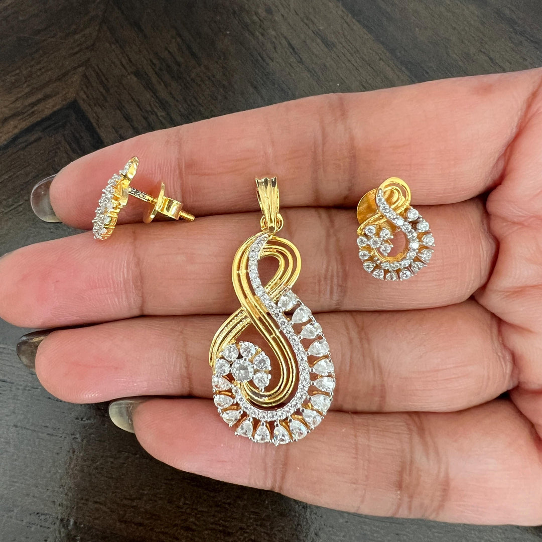 Diamond replica Pendant sets