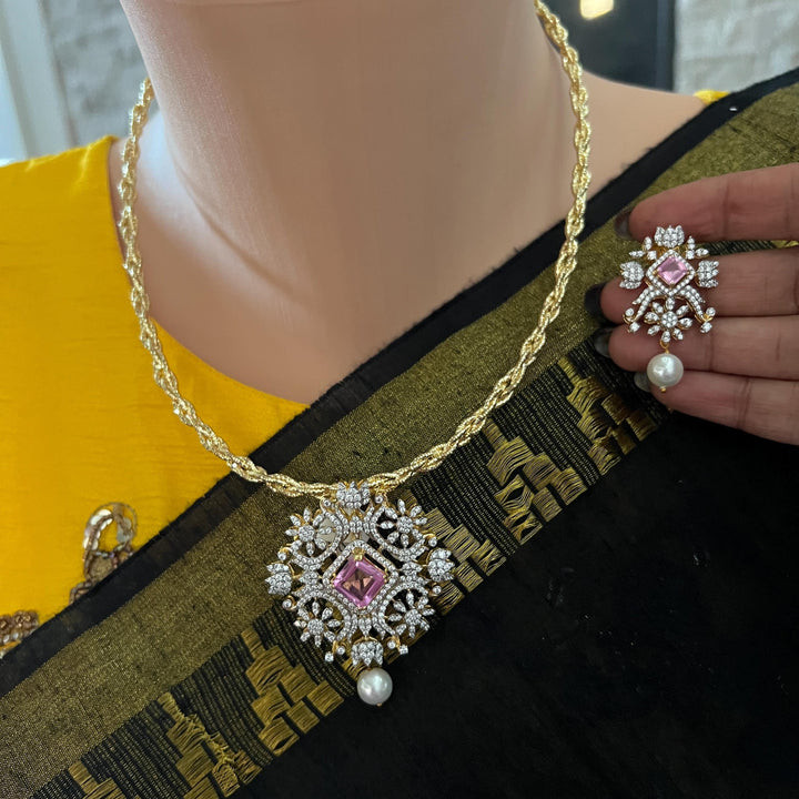 Diamond replica Pendant set