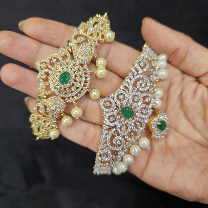 Diamond pattern armlet