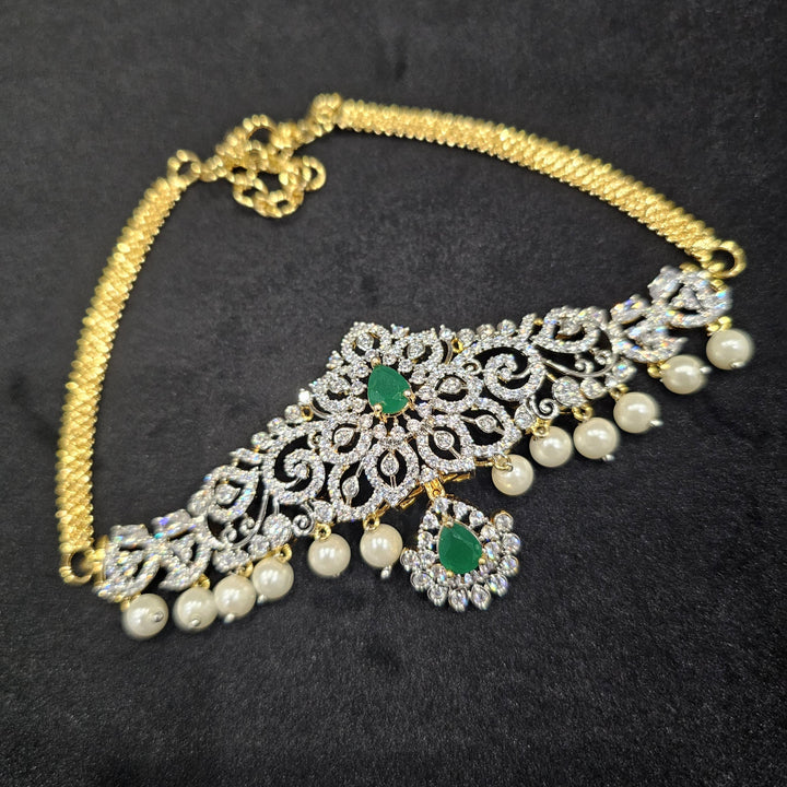Diamond pattern armlet
