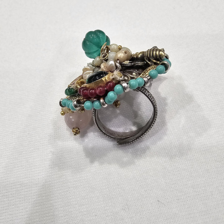 Dual tone Kundan ring