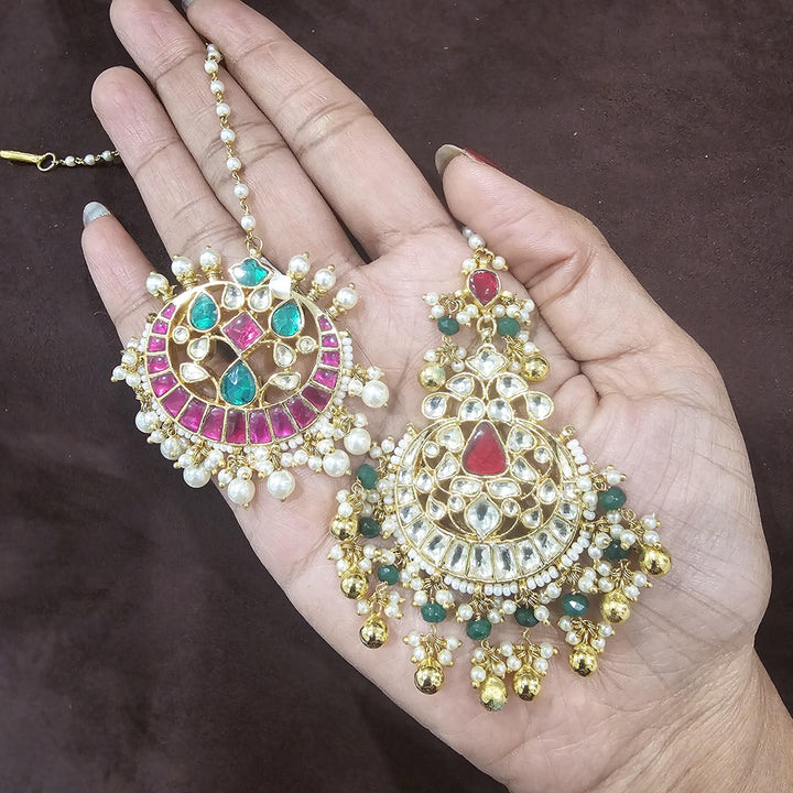Kundan maang tikka