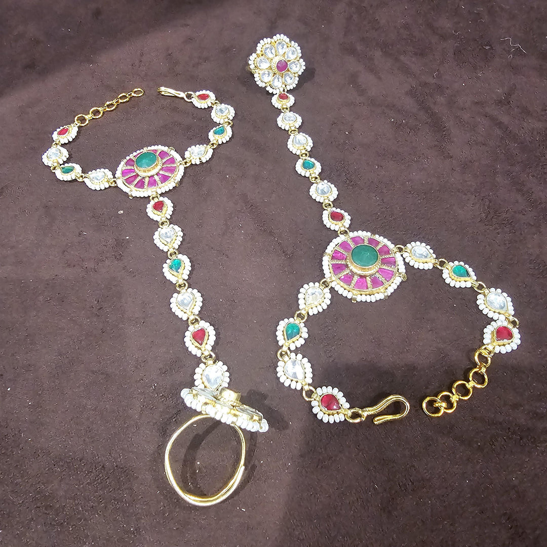 kundan hathphool