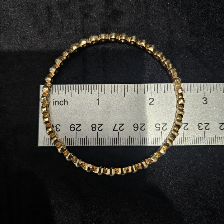 Pearl Bangles Se