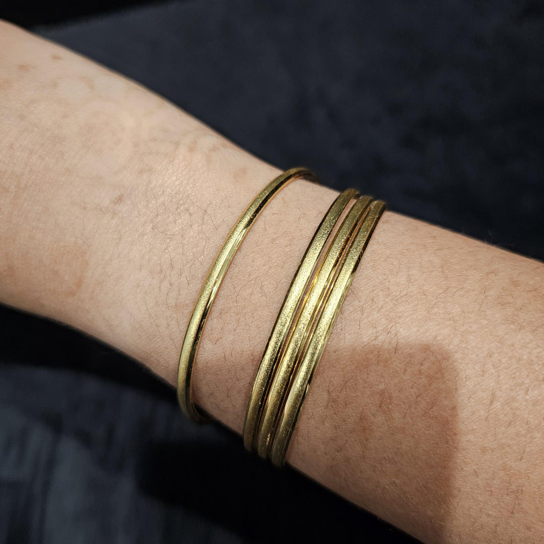 pLAIN Gold Plated Bangles